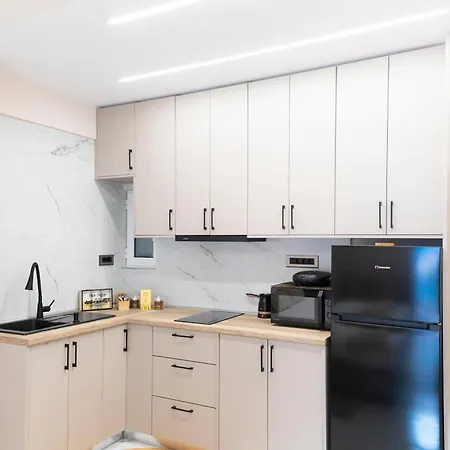 דירה Elite לוטראקי